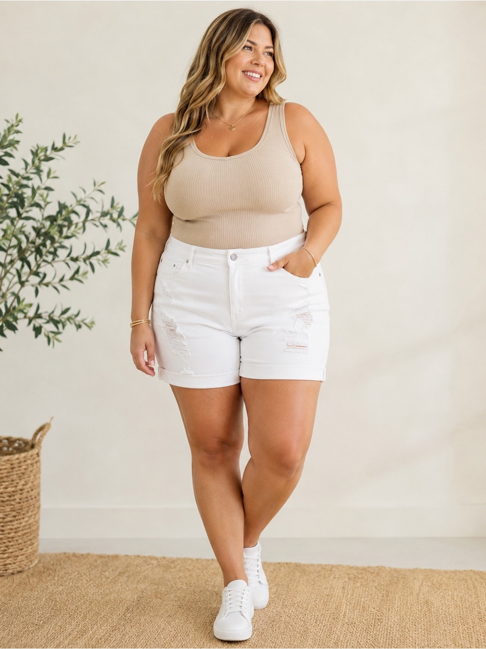 Judy Blue Boyfriend Fit White Distressed Shorts | Women’s 2XL | Stretch Denim